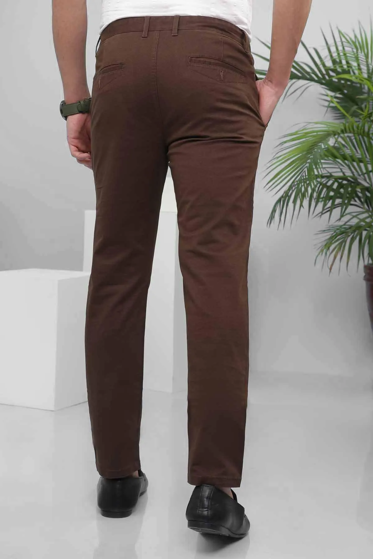 CASUAL PANT SLIM FIT BROWN