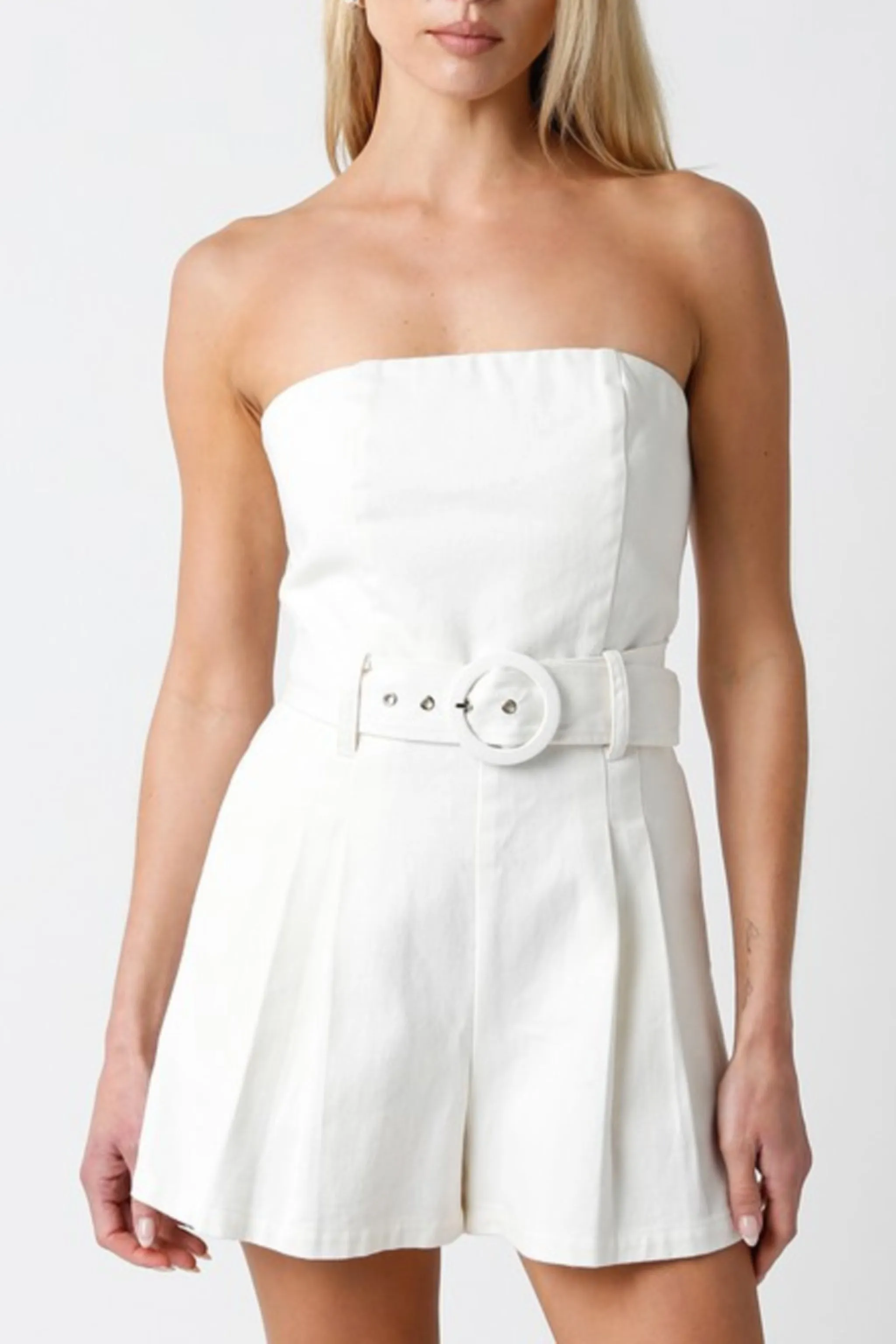 Waitlist 2/5 ♥ Mercedes Sleeveless Belted Denim Romper White