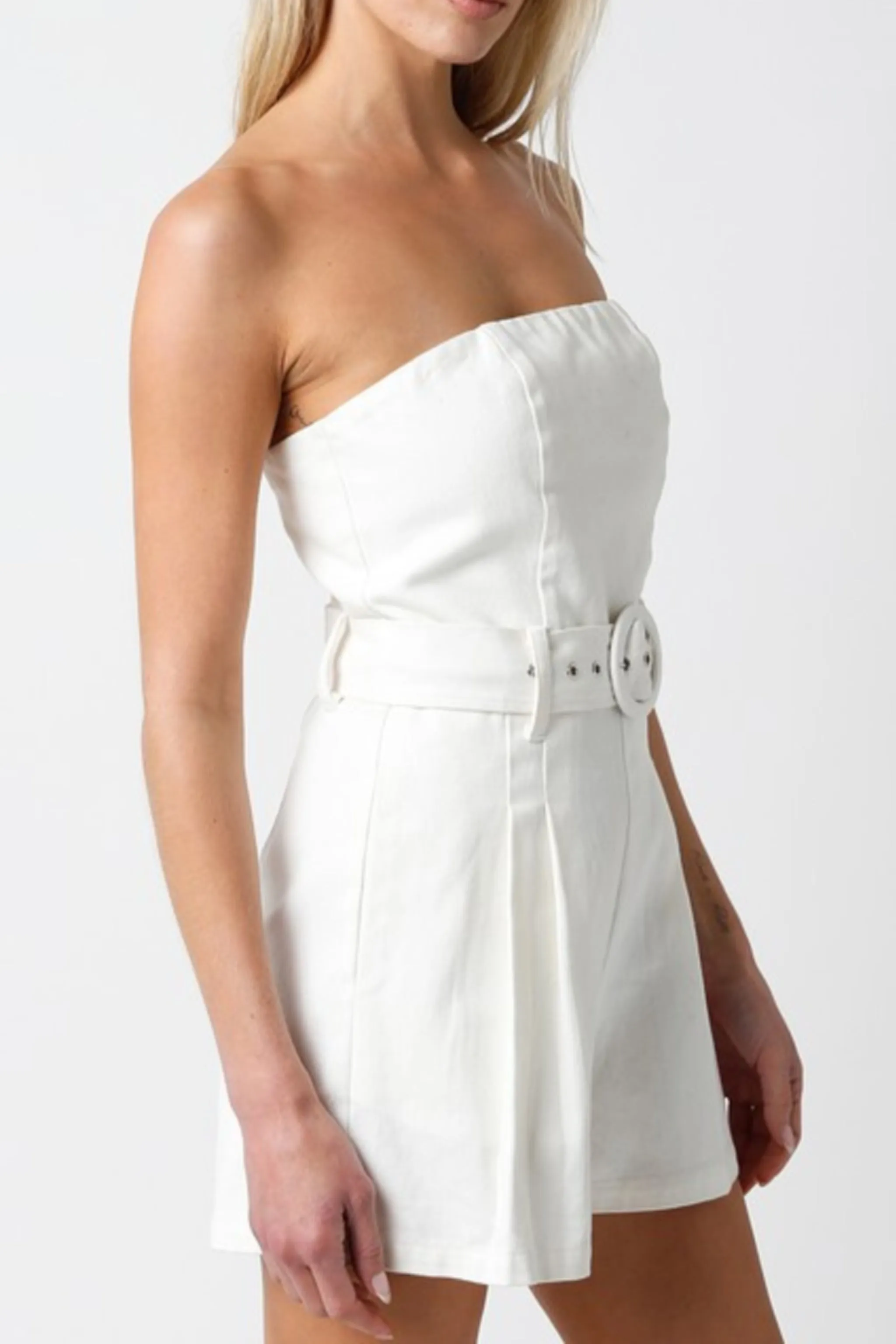 Waitlist 2/5 ♥ Mercedes Sleeveless Belted Denim Romper White